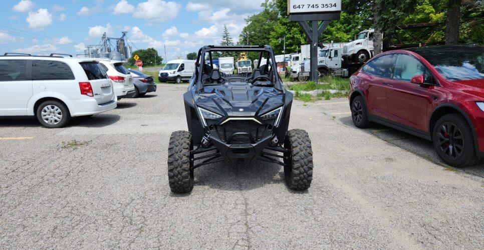 Polaris RZR UTV